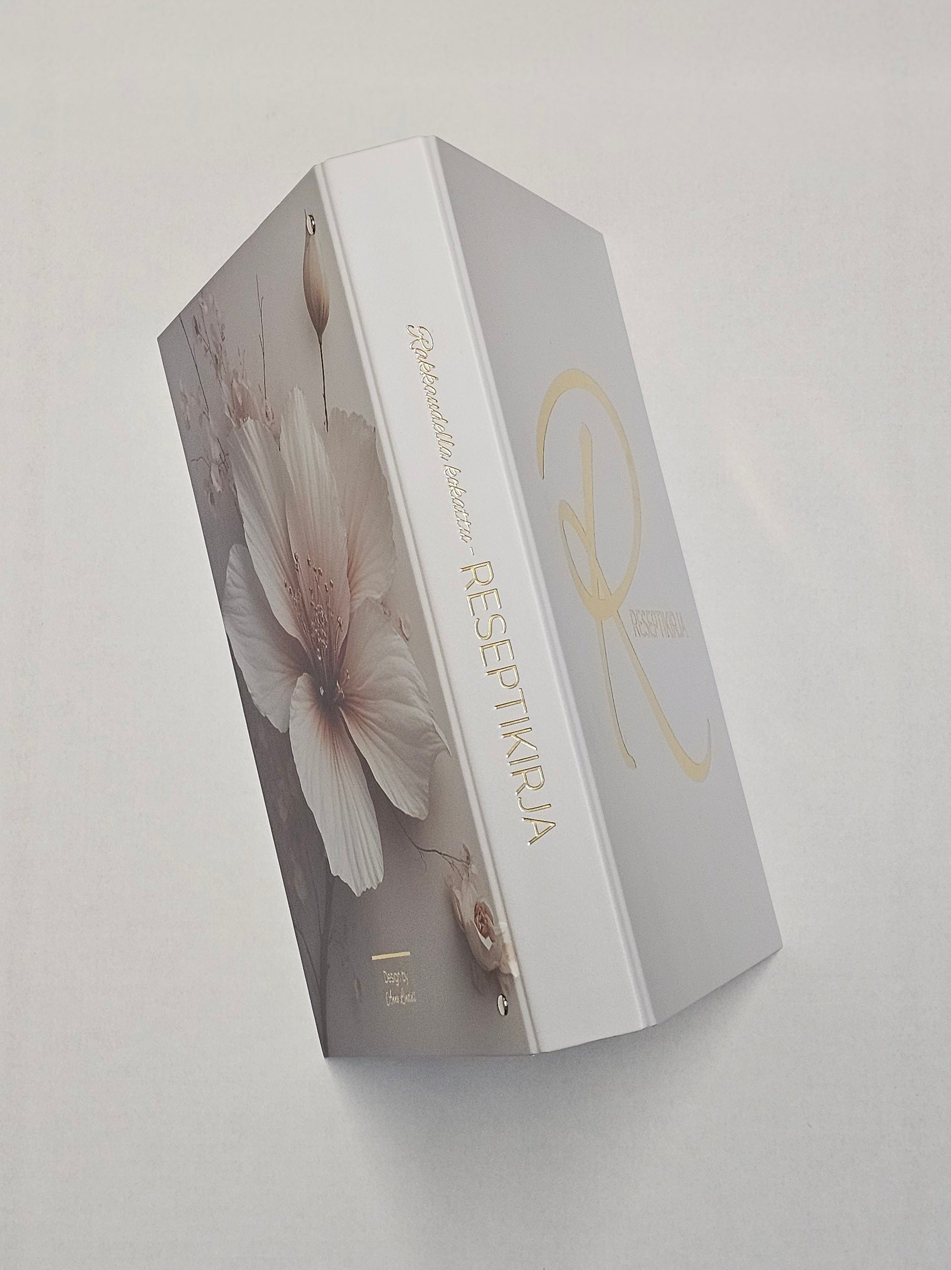 Rakkaudella kokattu – Täytettävä reseptikansio